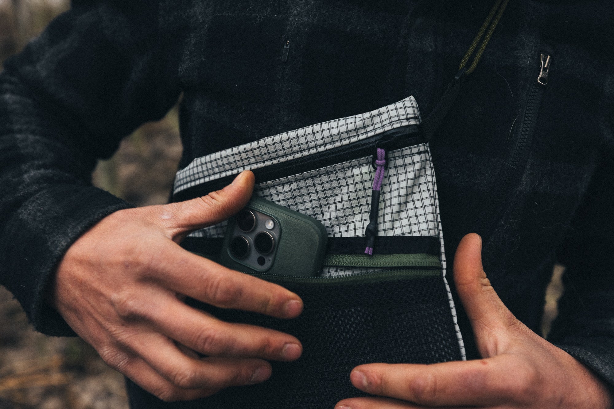 Chasm Crossbody
